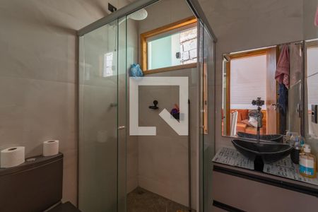 Casa à venda com 375m², 2 quartos e 2 vagasBanheiro Social