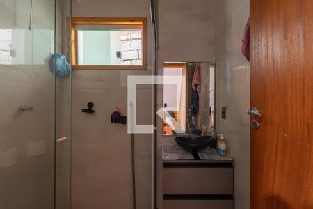 Casa à venda com 375m², 2 quartos e 2 vagasBanheiro Social