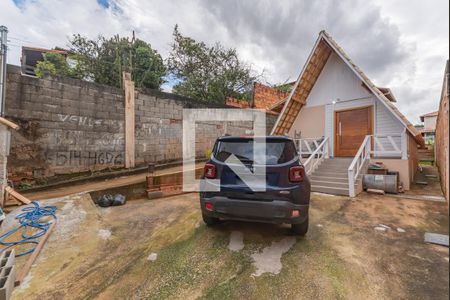 Casa à venda com 375m², 2 quartos e 2 vagasEntrada - Garagem