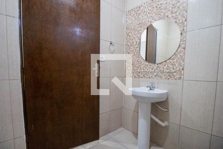 Casa para alugar com 102m², 2 quartos e sem vagaBanhairo
