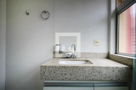 Apartamento à venda com 66m², 2 quartos e sem vagaBanheiro