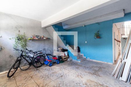 Casa para alugar com 39m², 1 quarto e sem vaga Casa para alugar com 39m², 1 quarto e sem vagaGaragem