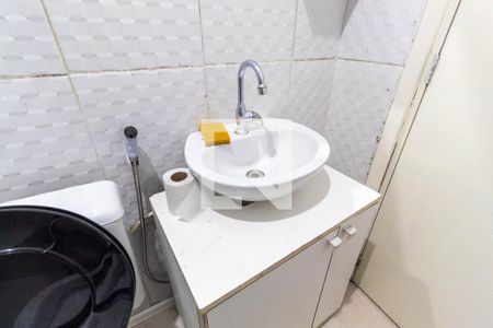 Casa para alugar com 39m², 1 quarto e sem vaga Casa para alugar com 39m², 1 quarto e sem vagaBanheiro