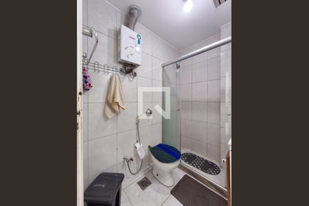 Apartamento à venda com 74m², 2 quartos e 1 vagaBanheiro Corredor