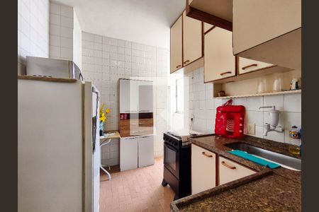 Apartamento à venda com 74m², 2 quartos e 1 vagaCozinha