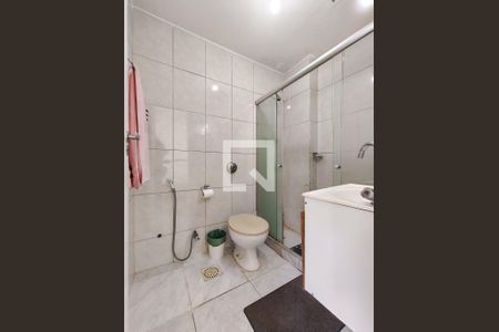 Apartamento à venda com 74m², 2 quartos e 1 vagaBanheiro da Suíte