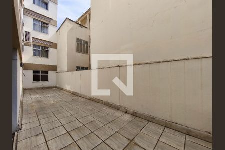 Apartamento à venda com 74m², 2 quartos e 1 vagaÁrea comum - Playground