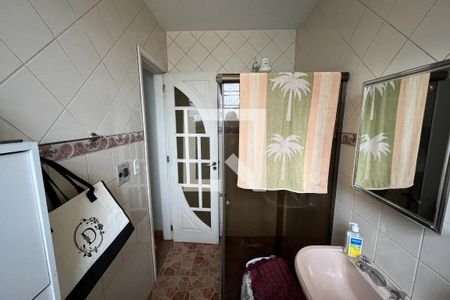 Casa à venda com 628m², 5 quartos e 2 vagasBanheiro 2