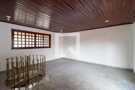 Casa à venda com 184m², 3 quartos e 2 vagas Casa à venda com 184m², 3 quartos e 2 vagasTerraço
