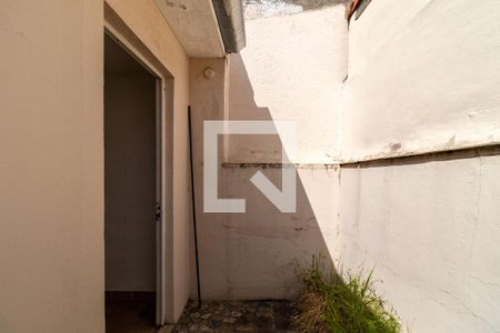 Casa à venda com 184m², 3 quartos e 2 vagas Casa à venda com 184m², 3 quartos e 2 vagasVaranda do Quarto 3