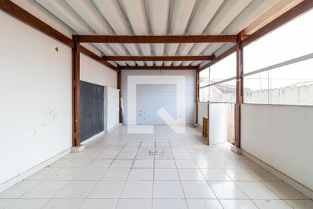 Casa à venda com 184m², 3 quartos e 2 vagas Casa à venda com 184m², 3 quartos e 2 vagasTerraço