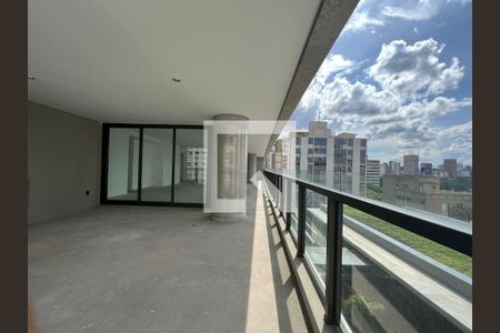 Apartamento à venda com 288m², 4 quartos e 4 vagas