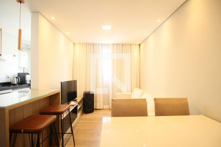 Sala de apartamento para alugar com 2 quartos, 44m² em Vila Suzana, São Paulo