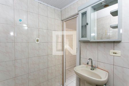 Casa para alugar com 37m², 1 quarto e sem vaga Casa para alugar com 37m², 1 quarto e sem vagaBanheiro