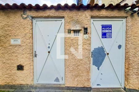 Casa para alugar com 37m², 1 quarto e sem vaga Casa para alugar com 37m², 1 quarto e sem vagaFachada