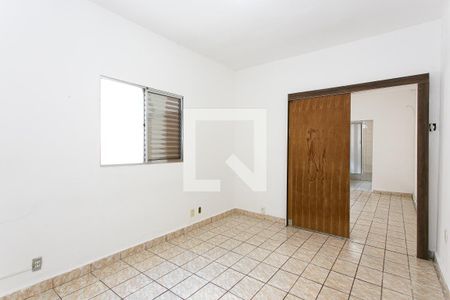 Quarto de casa para alugar com 1 quarto, 37m² em Penha de França, São Paulo