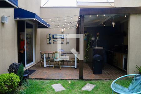 Casa à venda com 450m², 3 quartos e 2 vagas Casa à venda com 450m², 3 quartos e 2 vagasEspaço Gourmet