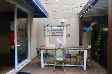 Casa à venda com 450m², 3 quartos e 2 vagas Casa à venda com 450m², 3 quartos e 2 vagasEspaço Gourmet