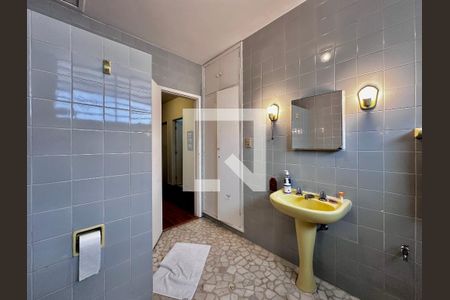Casa à venda com 197m², 3 quartos e 1 vagaBanheiro Social 2