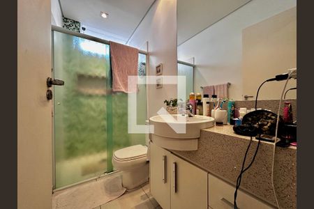 Casa à venda com 197m², 3 quartos e 1 vagaBanheiro Social 1