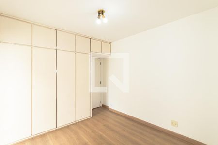 Apartamento à venda com 290m², 4 quartos e 3 vagasQuarto 1