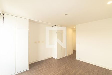 Apartamento à venda com 290m², 4 quartos e 3 vagasSuíte 2