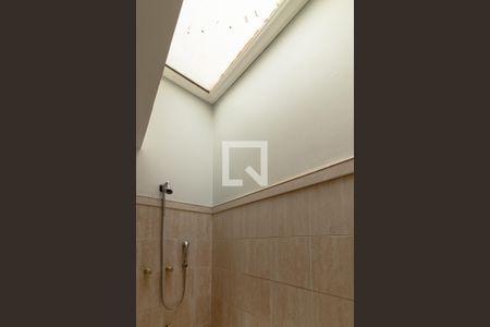 Apartamento à venda com 290m², 4 quartos e 3 vagasBanheiro da Suíte 2