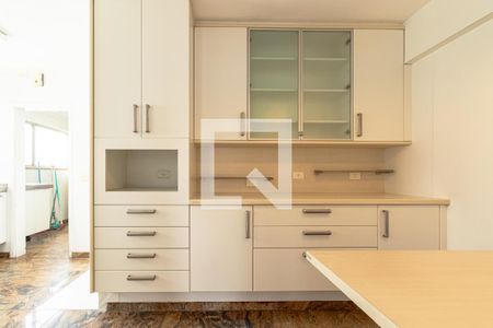 Apartamento à venda com 290m², 4 quartos e 3 vagasCozinha