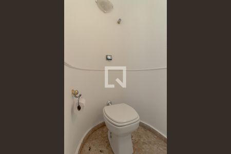 Apartamento à venda com 290m², 4 quartos e 3 vagasLavabo