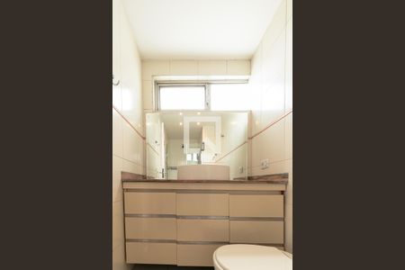 Apartamento à venda com 290m², 4 quartos e 3 vagasBanheiro da Suíte 1