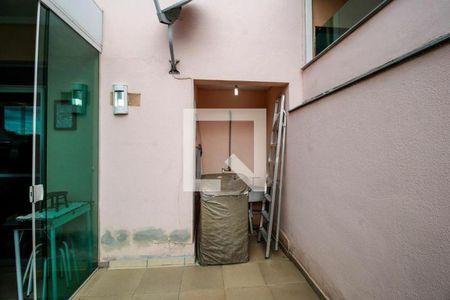 Apartamento à venda com 120m², 2 quartos e 1 vagaLavanderia