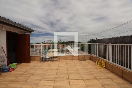 Casa à venda com 170m², 3 quartos e 2 vagasTerraço