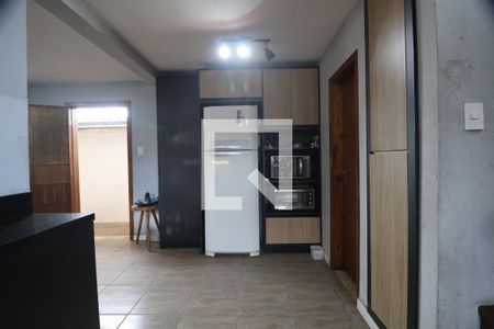 Casa à venda com 170m², 3 quartos e 2 vagasCozinha - Armários
