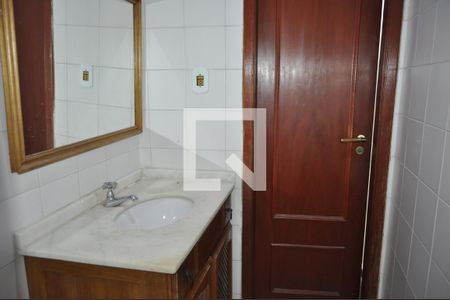 Apartamento para alugar com 70m², 3 quartos e sem vagaBanheiro 1