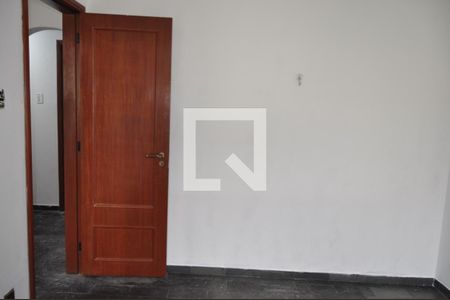 Quarto 1 de apartamento para alugar com 3 quartos, 70m² em Todos Os Santos, Rio de Janeiro