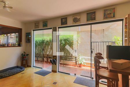 Casa de condomínio à venda com 300m², 3 quartos e 2 vagasSala de Tv / Area Gourmet