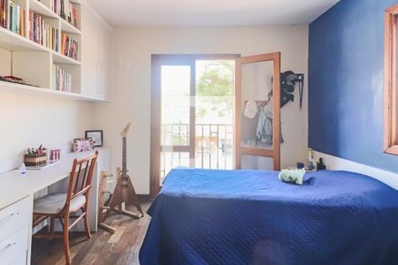 Casa de condomínio à venda com 300m², 3 quartos e 2 vagasQuarto 3