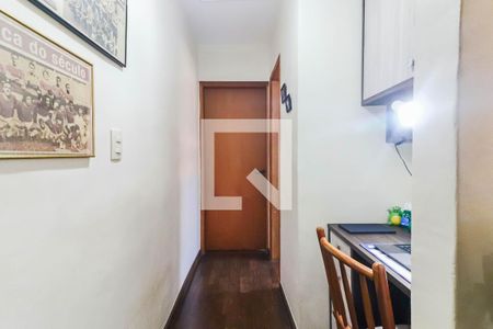 Casa de condomínio à venda com 300m², 3 quartos e 2 vagasCorredor Quartos