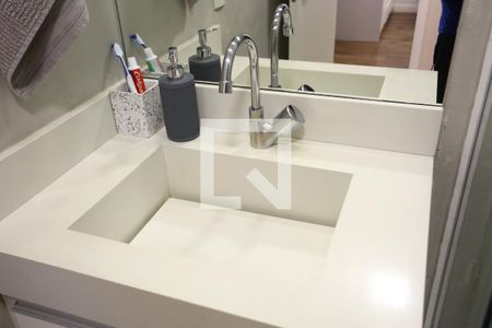 Apartamento à venda com 65m², 2 quartos e 1 vaga Apartamento à venda com 65m², 2 quartos e 1 vagaBanheiro