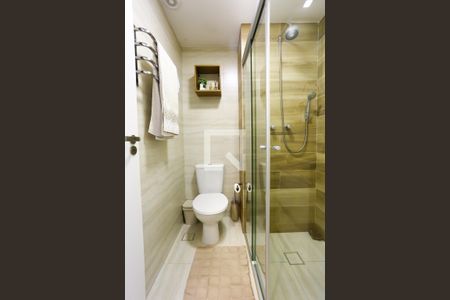 Apartamento à venda com 65m², 2 quartos e 1 vaga Apartamento à venda com 65m², 2 quartos e 1 vagaBanheiro da Suíte 1