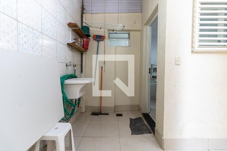 Casa à venda com 170m², 3 quartos e 1 vagaLavanderia