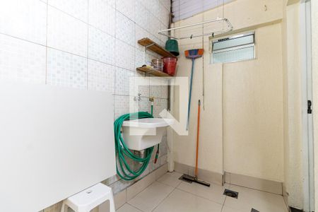 Casa à venda com 170m², 3 quartos e 1 vagaLavanderia