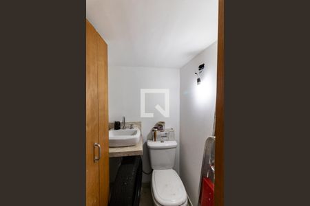 Casa à venda com 170m², 3 quartos e 1 vagaLavabo do Quarto de Serviço