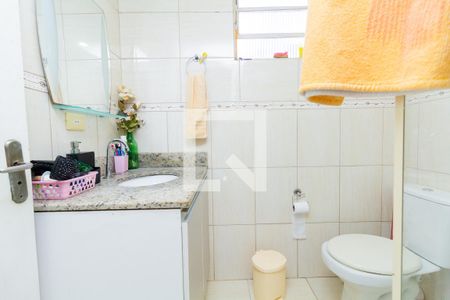 Apartamento à venda com 49m², 2 quartos e 1 vaga Apartamento à venda com 49m², 2 quartos e 1 vagaBanheiro