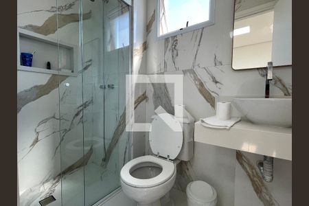 Apartamento à venda com 190m², 3 quartos e 3 vagasBanheiro da Suíte 2