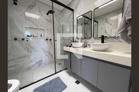 Apartamento à venda com 190m², 3 quartos e 3 vagasBanheiro da Suíte 1