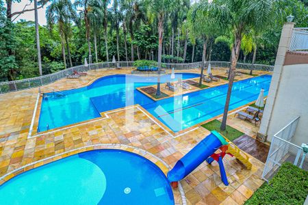 Apartamento à venda com 190m², 3 quartos e 3 vagasÁrea comum - Piscina