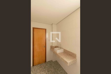 Apartamento à venda com 144m², 4 quartos e 3 vagasBanheiro Suite 2