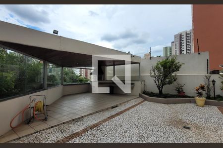 Apartamento à venda com 240m², 4 quartos e 2 vagasChurrasqueira