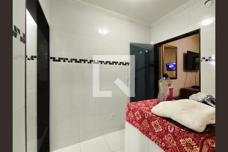 Casa à venda com 250m², 4 quartos e sem vagaÁrea de Serviço